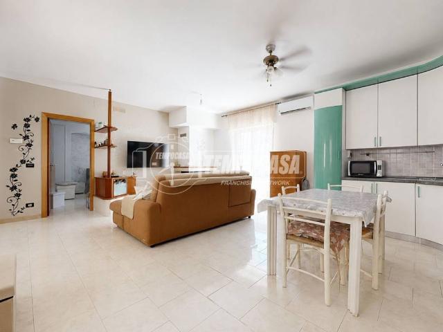 Appartamento in vendita a Puglia, Bari