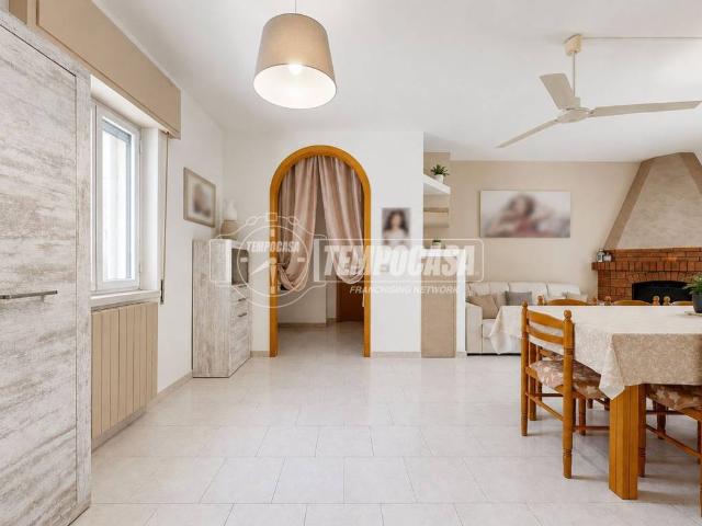 Appartamento in vendita a Puglia, Bari