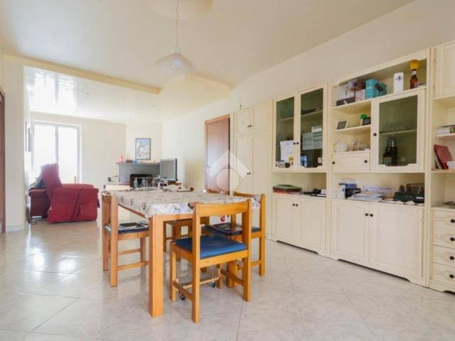 Appartamento in vendita a Puglia, Bari