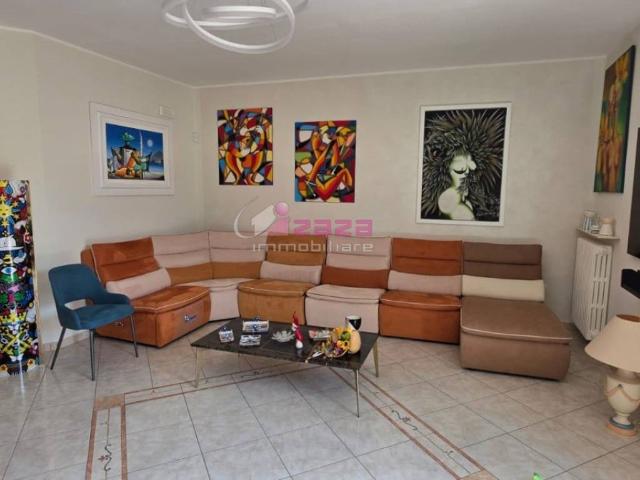 Appartamento in vendita a Corato, Bari