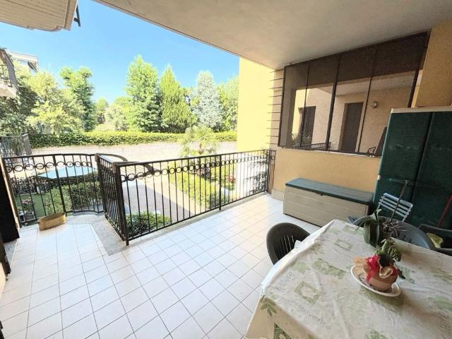 Appartamento in vendita a Corbetta, Lombardia