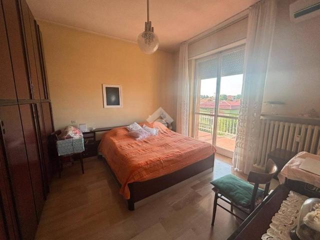 Appartamento in vendita a Corbetta, Lombardia