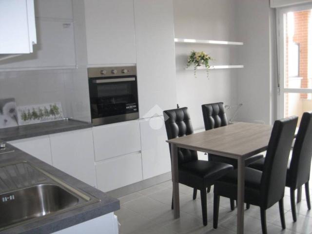 Appartamento in vendita a Corbetta, Lombardia