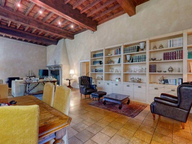 Appartamento in vendita a Corbetta, Milano