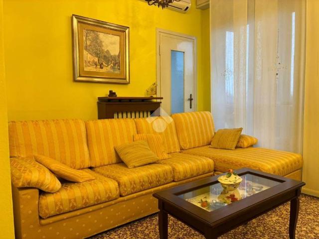 Appartamento in vendita a Corbetta, Lombardia
