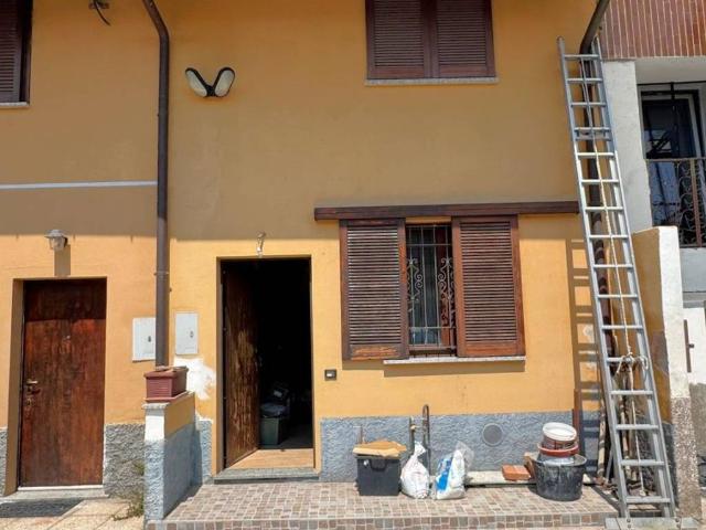 Appartamento in vendita a Corbetta, Lombardia