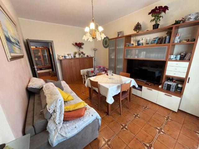 Appartamento in vendita a Corbetta, Milano