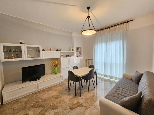 Appartamento in vendita a Corbetta, Lombardia