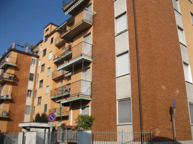 Appartamento in vendita a Corbetta, Lombardia
