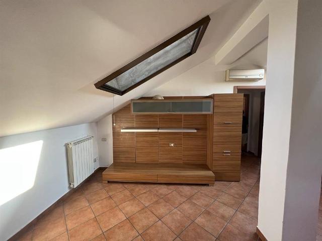 Appartamento in vendita a Corbetta, Lombardia