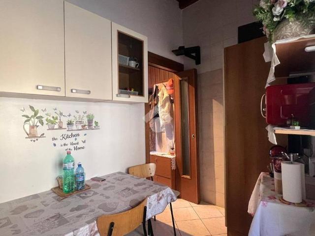 Appartamento in vendita a Corbetta, Lombardia