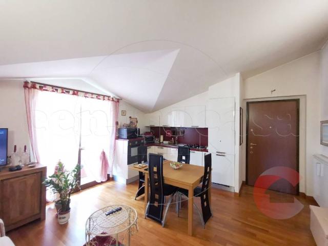 Appartamento in vendita a Corbetta, Milano