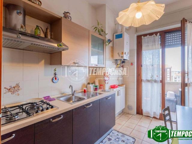 Appartamento in vendita a Corbetta, Milano