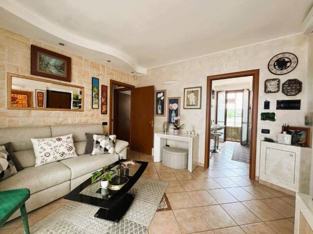 Appartamento in vendita a Battuello, Corbetta