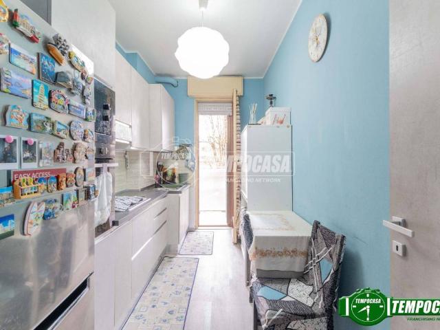 Appartamento in vendita a Corbetta, Lombardia