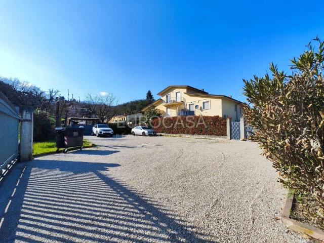 Appartamento in vendita a Corciano, Umbria