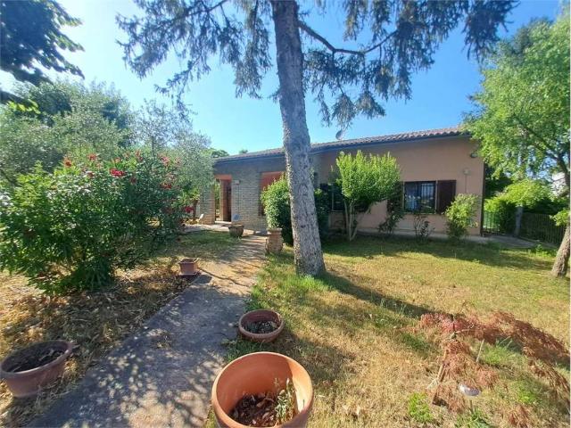 Villa Indipendente in vendita a Corciano, Umbria