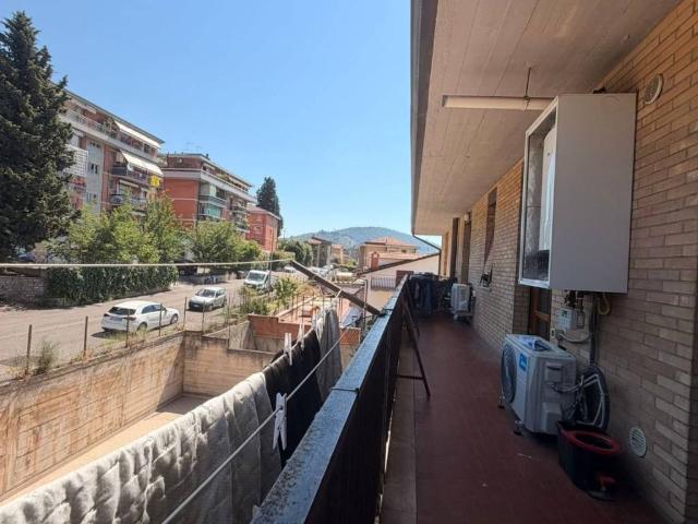 Appartamento in vendita a Chiugiana, Corciano