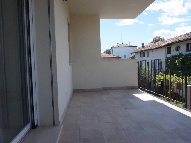 Appartamento in vendita a Sclavons, Cordenons