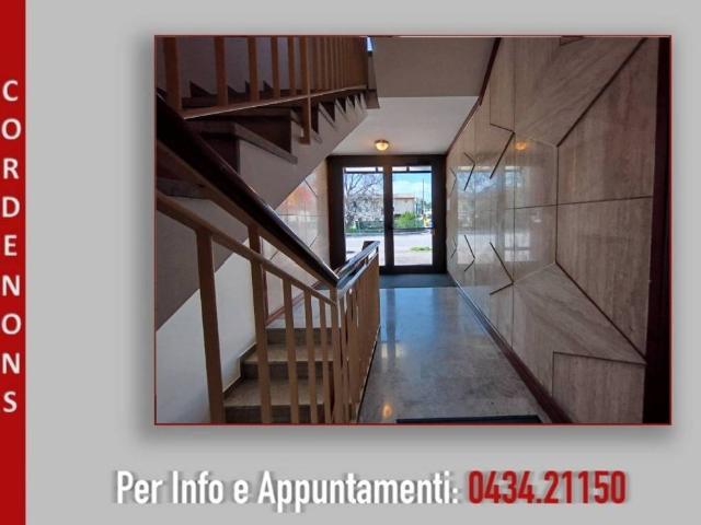 Appartamento in vendita a Sclavons, Cordenons