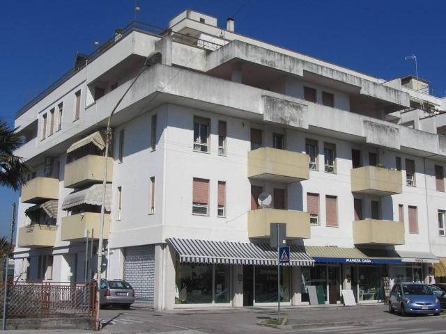Appartamento in vendita a Sclavons, Cordenons