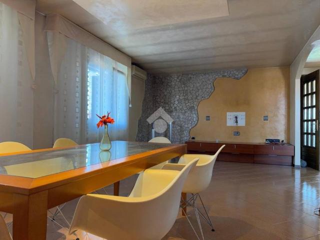 Appartamento in vendita a Romans, Cordenons