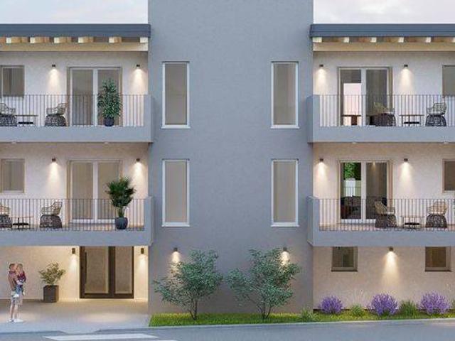 Appartamento in vendita a Sclavons, Cordenons