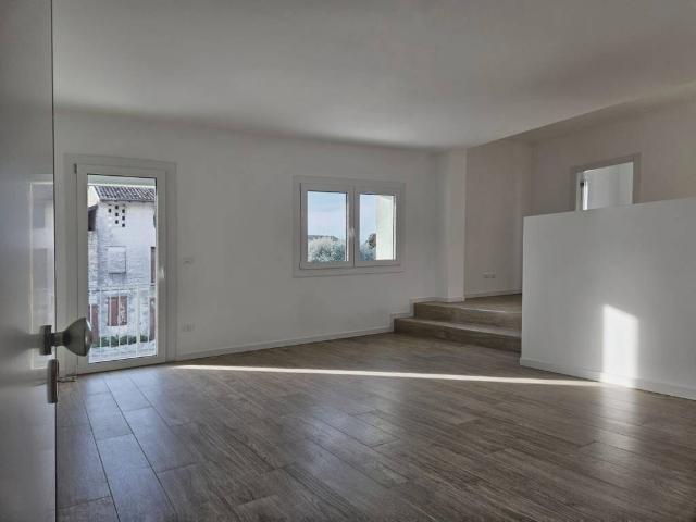 Appartamento in vendita a Tramit, Cordenons