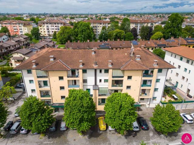 Appartamento in vendita a Cordenons, Friuli-Venezia Giulia