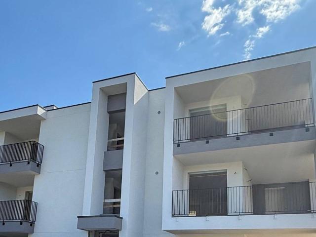 Appartamento in vendita a Sclavons, Cordenons