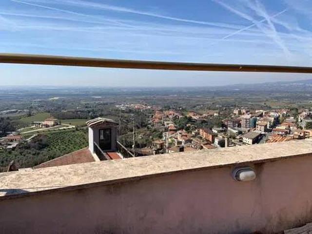 Appartamento in vendita a Cori, Latina