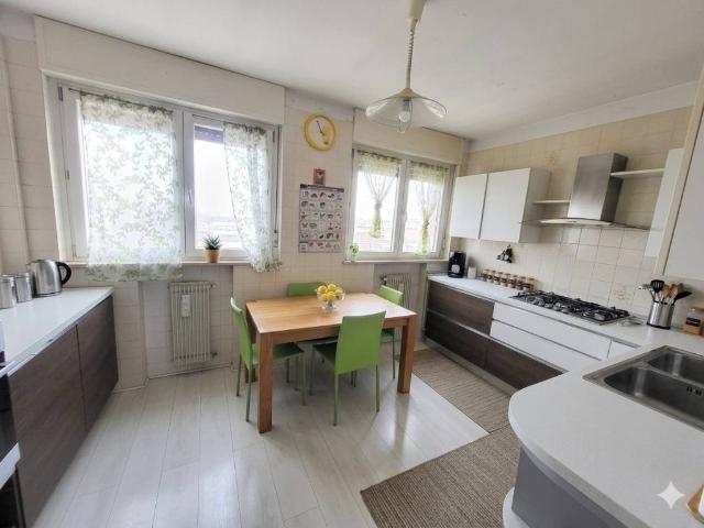Appartamento in vendita a Zona Omogenea Milano Nord, Cormano