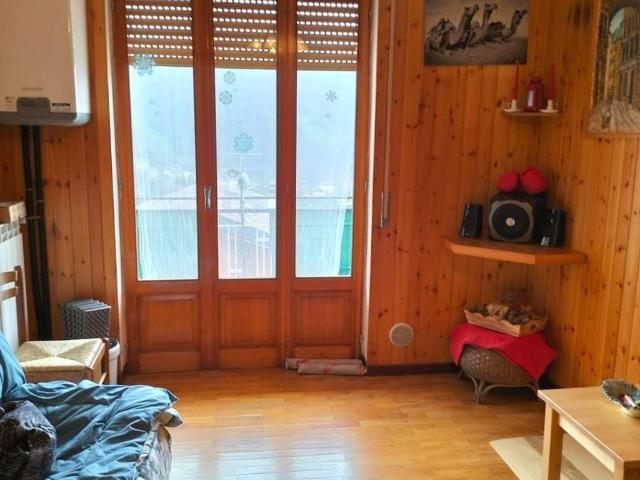 Appartamento in vendita a Comunità Montana della Valle Brembana, Cornalba