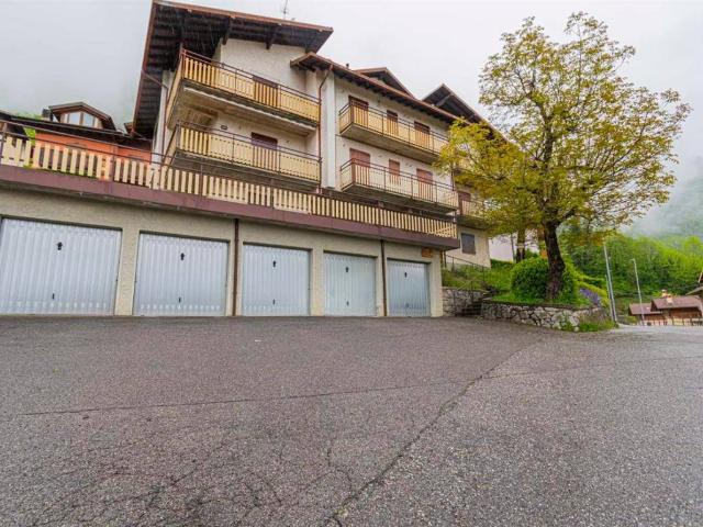 Appartamento in vendita a Comunità Montana della Valle Brembana, Cornalba