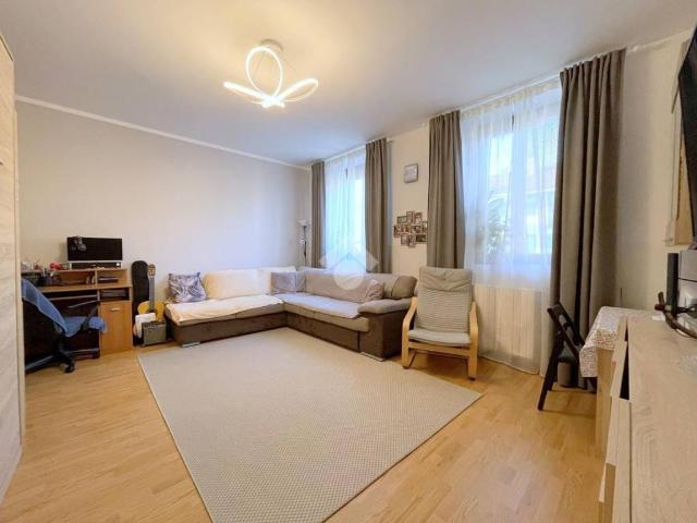 Appartamento in vendita a Cornaredo, Lombardia