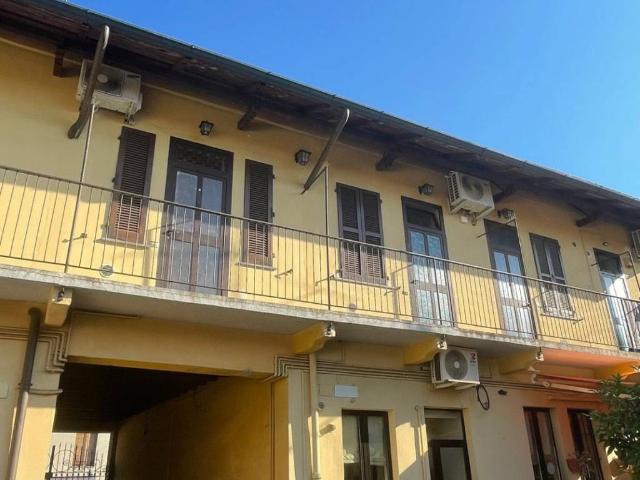 Appartamento in vendita a Cornaredo, Lombardia