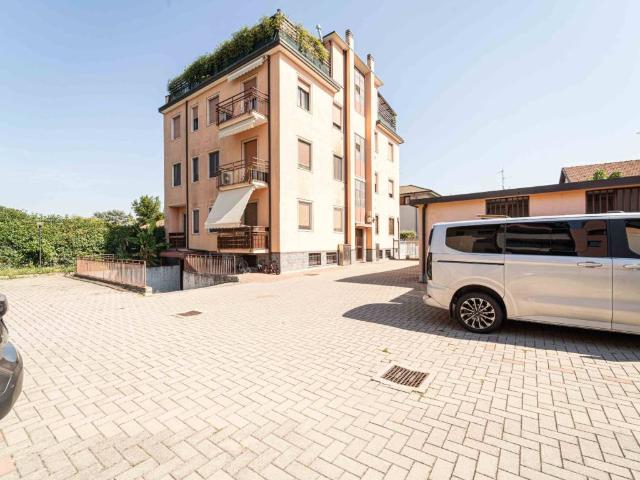 Appartamento in vendita a Cascina Torrette, Cornaredo