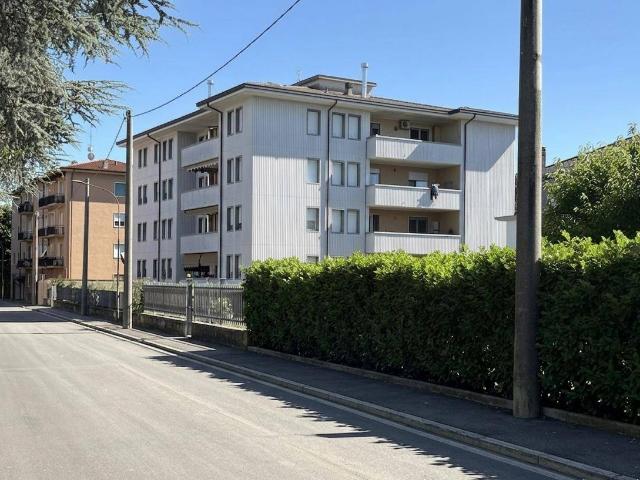 Appartamento in vendita a Cornate D'adda, Lombardia