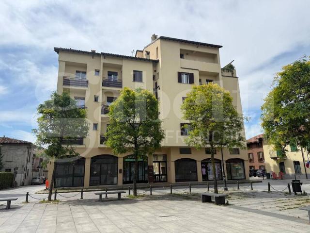 Appartamento in vendita a Cassano D'adda, Lombardia