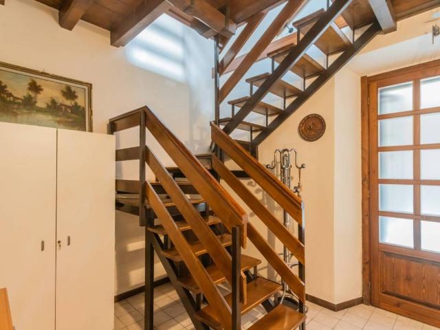 Appartamento in vendita a Cornate D'adda, Lombardia