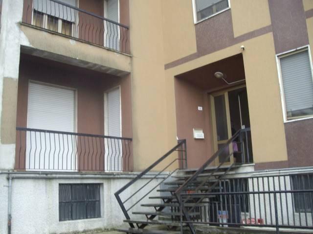 Appartamento in vendita a Cornate D'adda, Lombardia