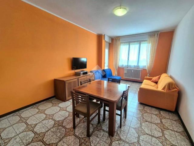 Appartamento in vendita a Cornate D'adda, Lombardia