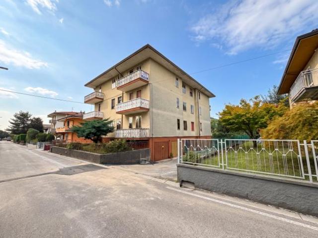 Appartamento in vendita a Cornedo Vicentino, Vicenza