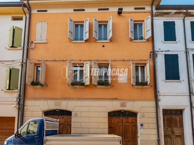 Appartamento in vendita a Pianura Reggiana, Re