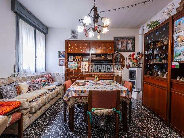 Appartamento in vendita a Pianura Reggiana, Re