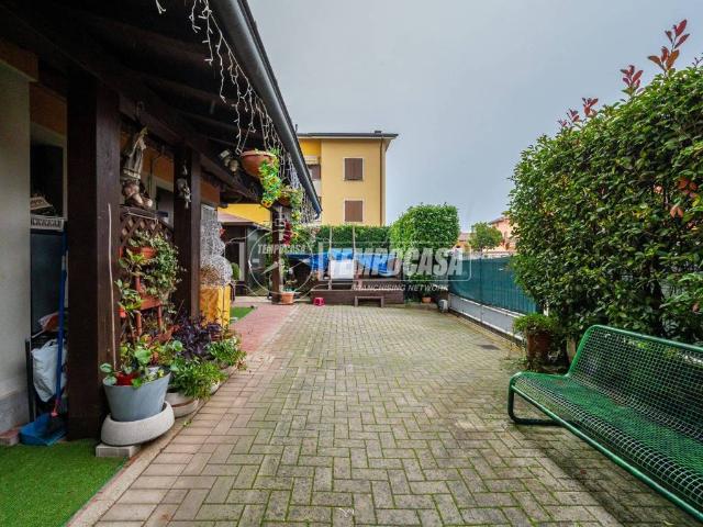 Appartamento in vendita a Pianura Reggiana, Re