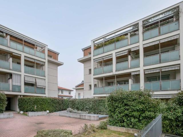 Appartamento in vendita a Correzzana, Lombardia