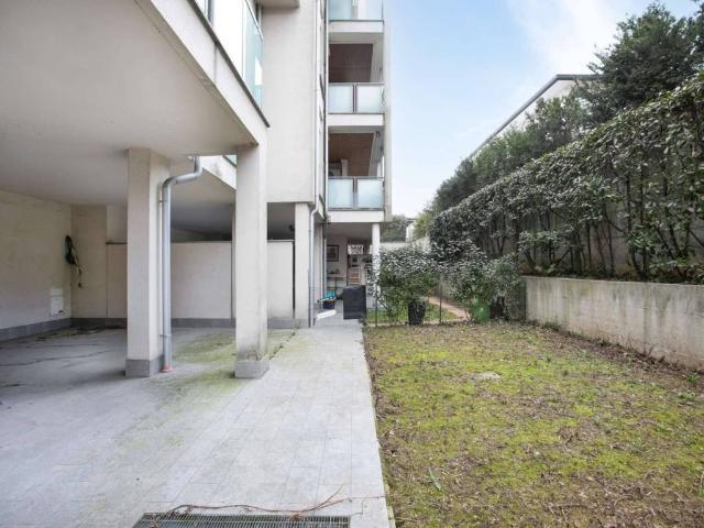 Appartamento in vendita a Correzzana, Lombardia