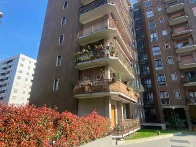 Appartamento in vendita a Molinetto di Lorenteggio, Corsico