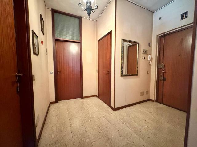 Appartamento in vendita a Molinetto di Lorenteggio, Corsico